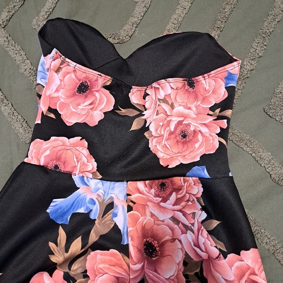 ☀️ M Eclipse Floral Dress CS - Picture 2 of 4